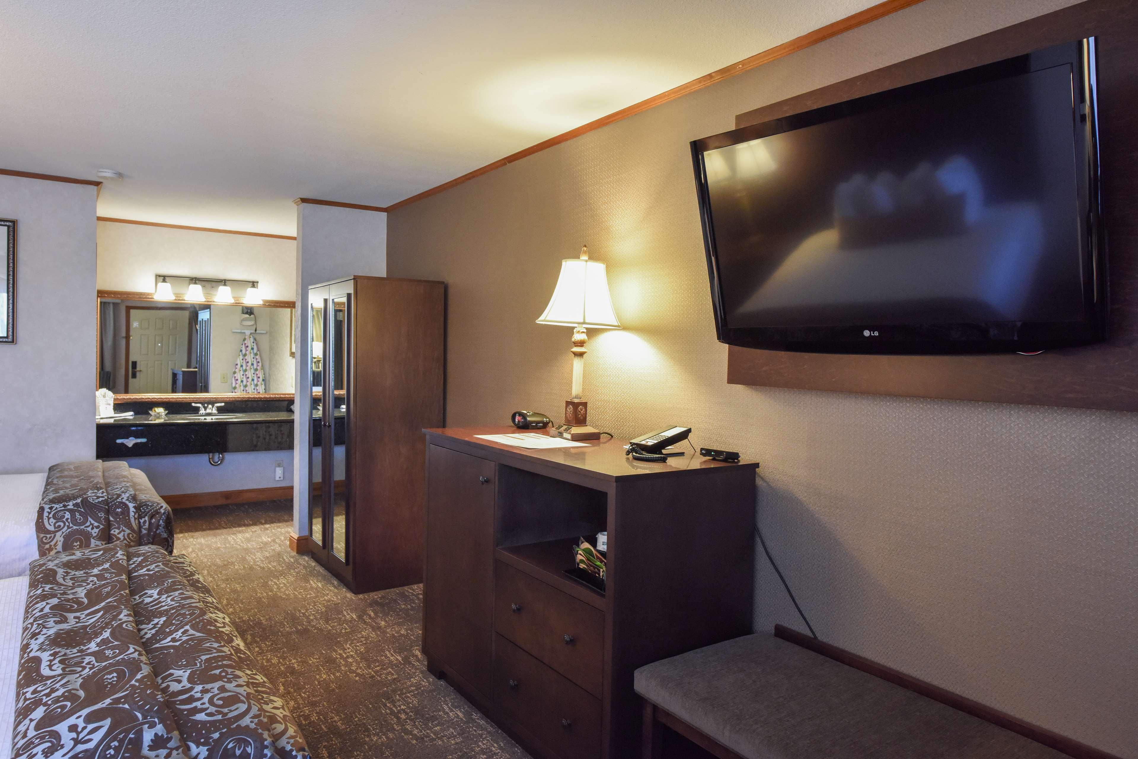 Best Western Plus Dockside Waterfront Inn Mackinaw City Esterno foto